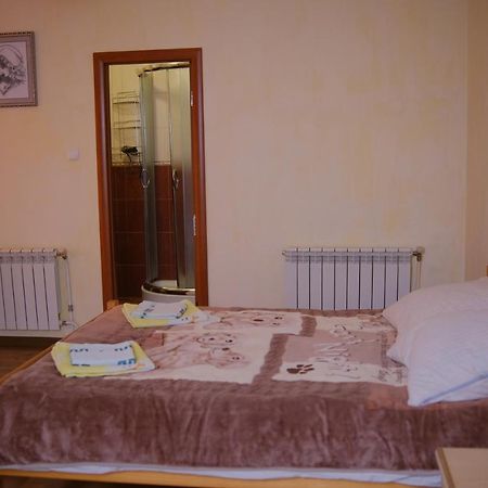 Дідів Рай Hotel Volovets Luaran gambar