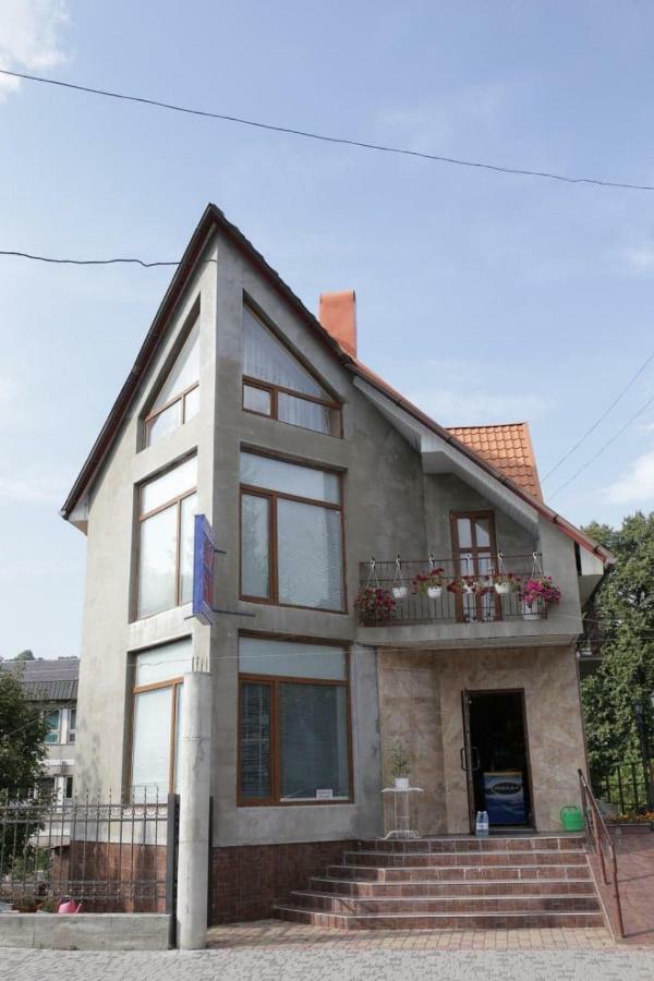 Дідів Рай Hotel Volovets Luaran gambar
