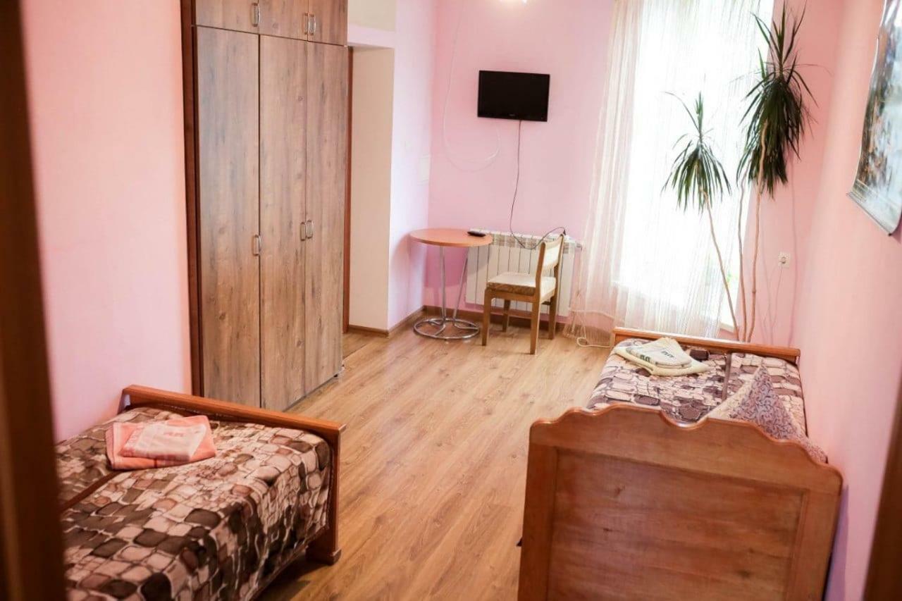 Дідів Рай Hotel Volovets Luaran gambar